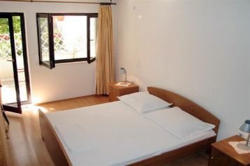 Horvātija Privát Trogir, Interjers